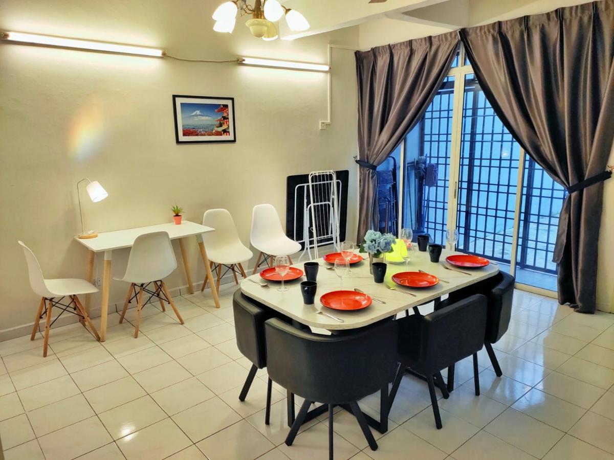 Semi-Detached, Up To 21 Pax, 4 Bedrooms, 3 Bathrooms, 4 Car Parks By Star Home Bayan Lepas Bagian luar foto