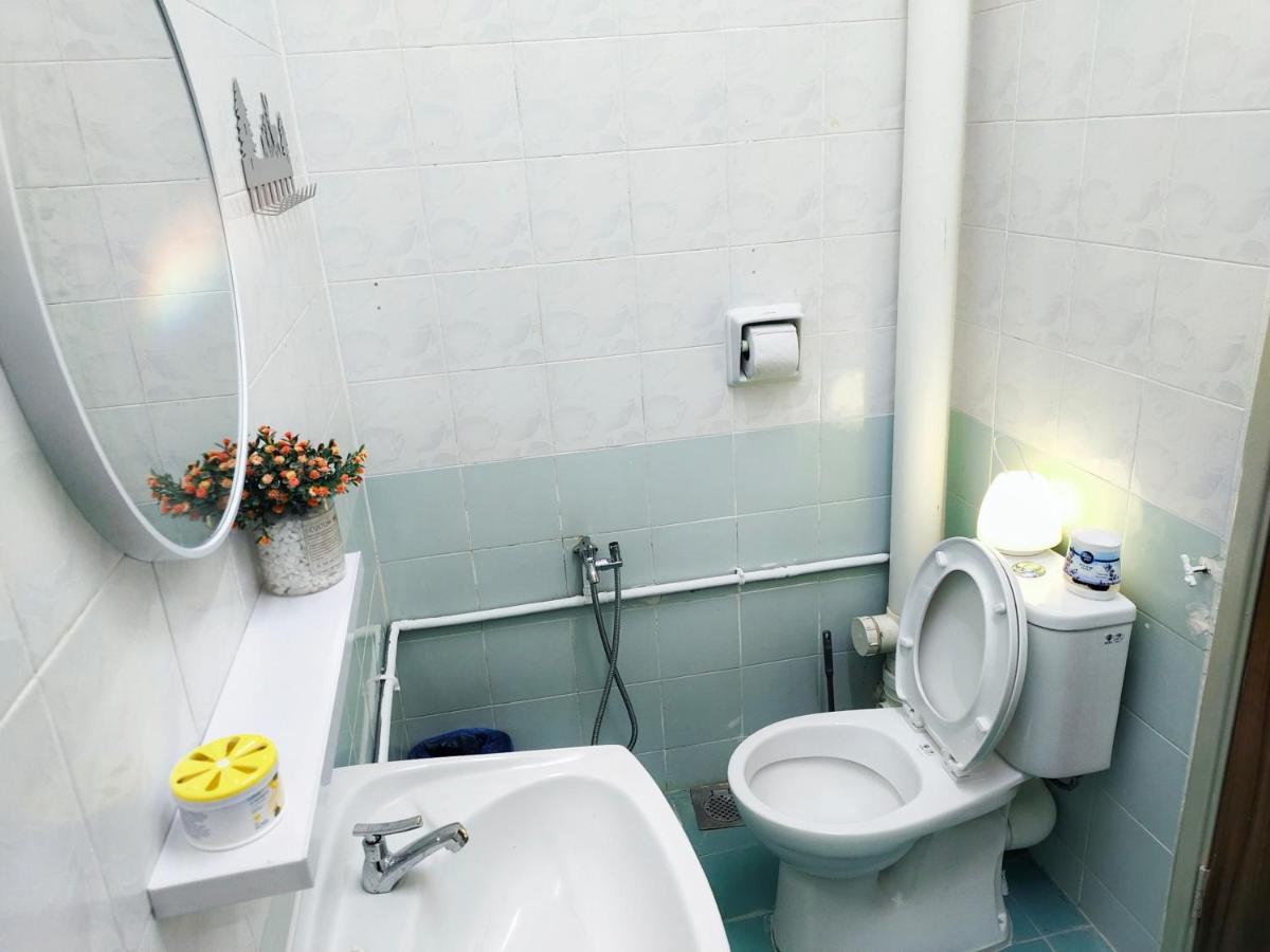 Semi-Detached, Up To 21 Pax, 4 Bedrooms, 3 Bathrooms, 4 Car Parks By Star Home Bayan Lepas Bagian luar foto